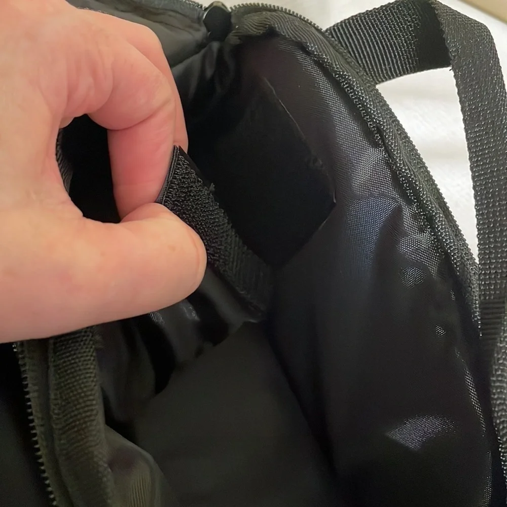 Canon camera bag black carrying case travel padded zipper pockets strap handle